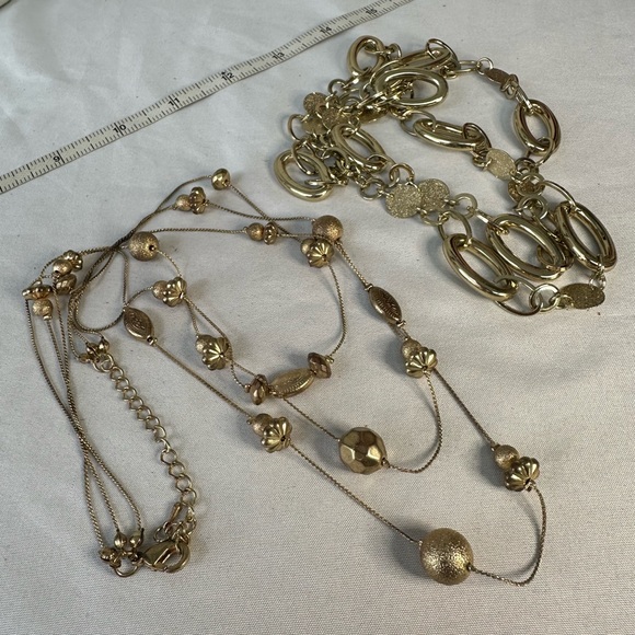 Two goldtone layering statement necklaces - Picture 6 of 6